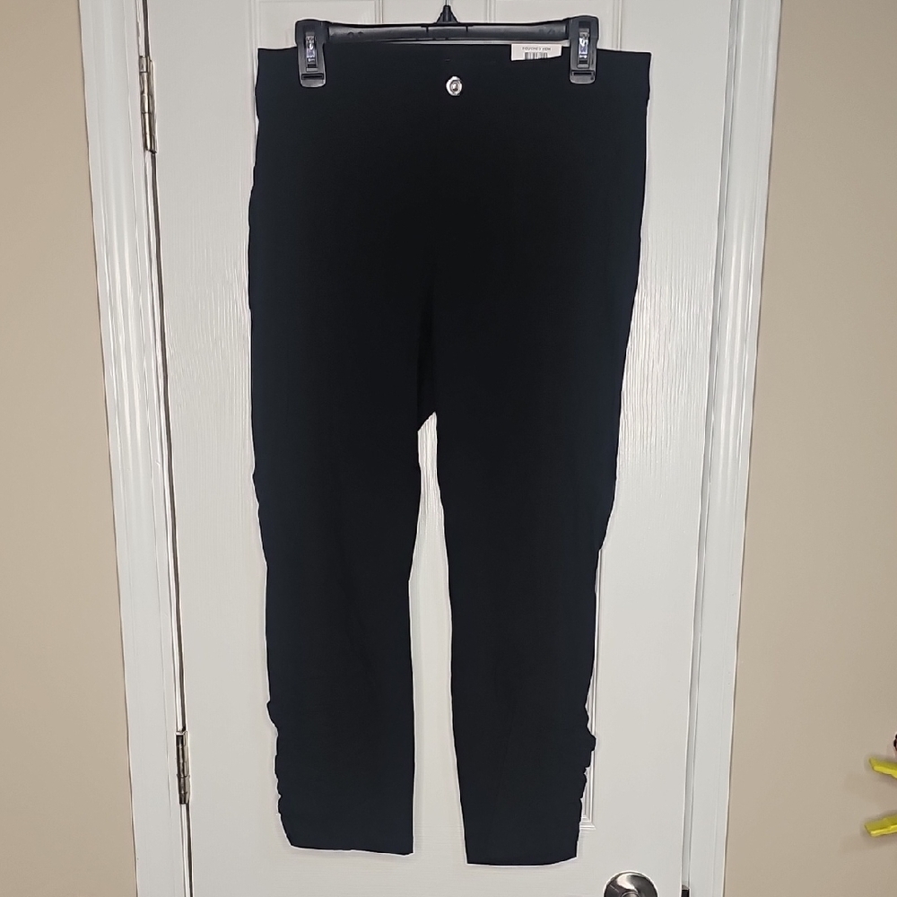 INC International Concepts Crop Pants Size 10 Black Rayon /Nylon Rouched Stretch